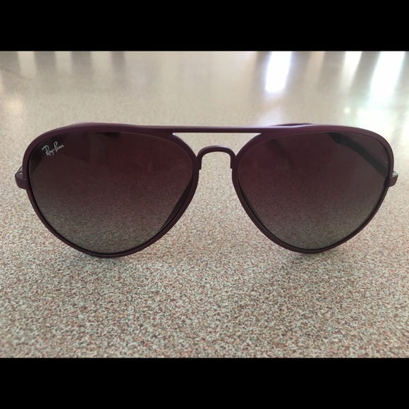Ray Ban Sunglasses - Picture 4 of 5